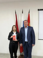В Асекеевском районе отметили День Конституции вручением главного документа юным гражданам