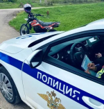 Подростки продолжают ездить по дорогам на мототранспорте, а родители продолжают покупать своим детям мотоциклы